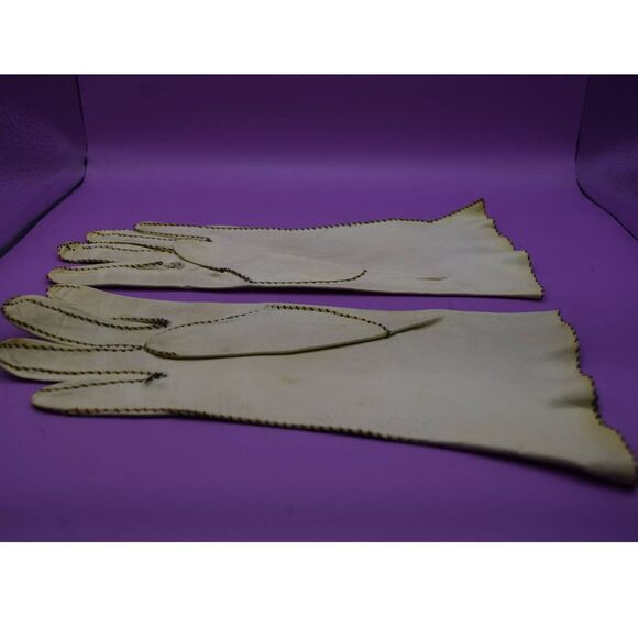 Vintage Off-White Stitched Leather Gloves - Picture 3 of 4
